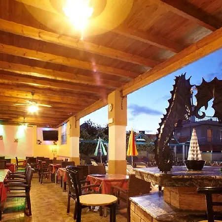 Marietta 3*